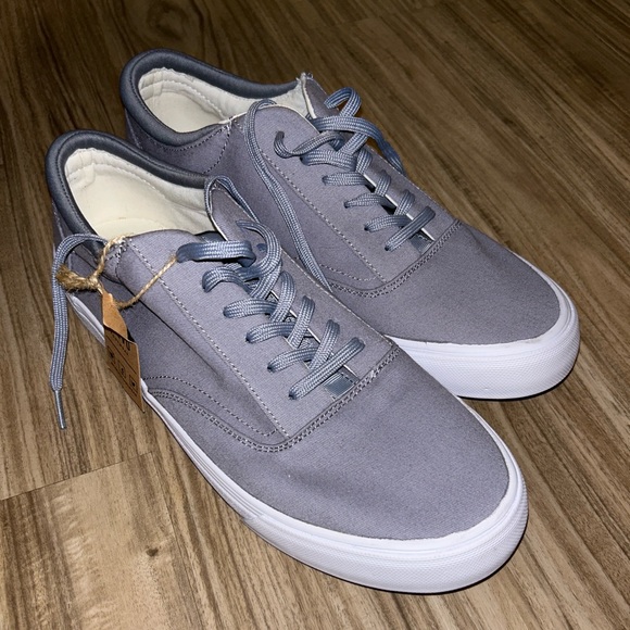 Crevo Grey Shoes - Picture 2 of 2